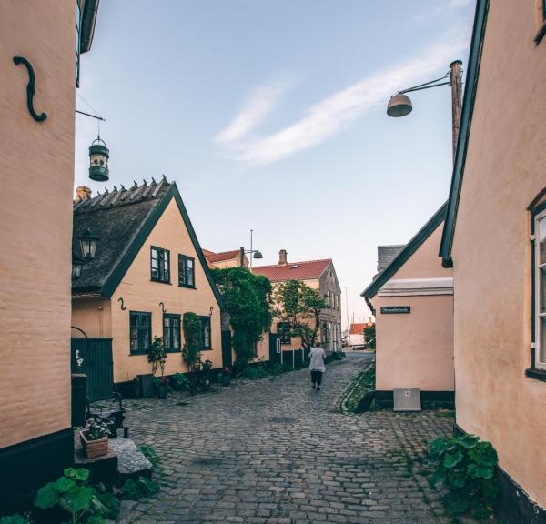 The iconic yellow houses in Dragør