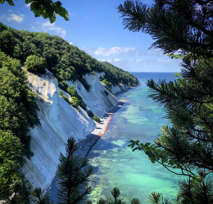 The white cliffs of Møn are located south of Copenhagen